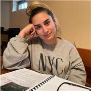 Studentessa di medicina offre ripetizioni di chimica e di biologia